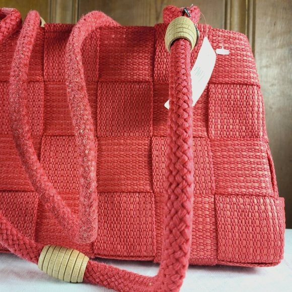 M & G Bertini Red Basket Weave Lucite Handles Bag - Picture 1 of 12